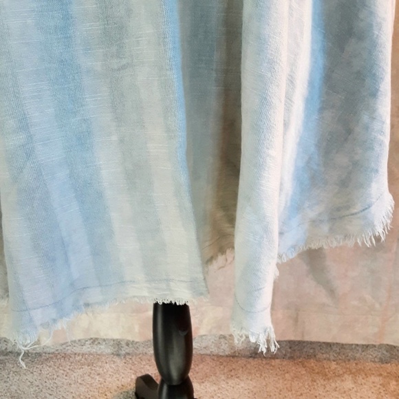 NWT Oli & Hali Oversized Boho Top Dolman Sleeve Acid Wash Denim Blue Raw Hem - Picture 7 of 14